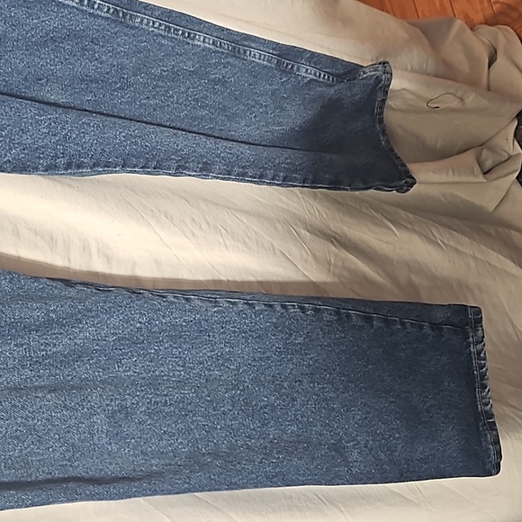 CABELAS MENS JEANS - Picture 2 of 7